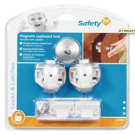 Bild på Safety 1st - Magnetic lock
