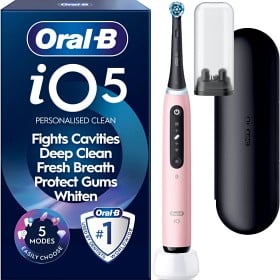 Bild på Oral-B iO5 Eltandborste Rosa, 1 tandborsthuvud, resefodral
