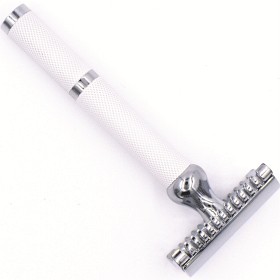 Bild på Parker Shaving 70C Unisex White & Chrome Handle Open Comb Head 3 Piece Safety Razor