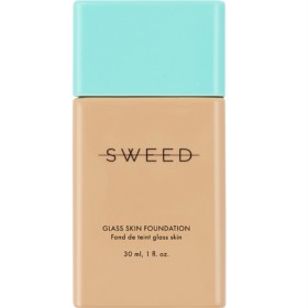 Bild på Sweed Beauty Glass Skin Foundation 04